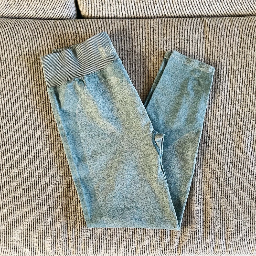PINK Victoria’s Secret Sport Leggings